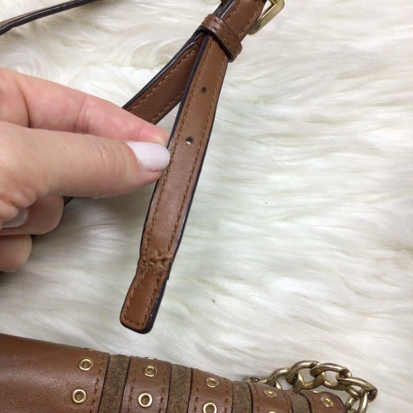 MICHAEL KORS BROOKLYN GROMMET Caramel Brown Leather Crossbody Bag Purse Flap - Picture 13 of 14